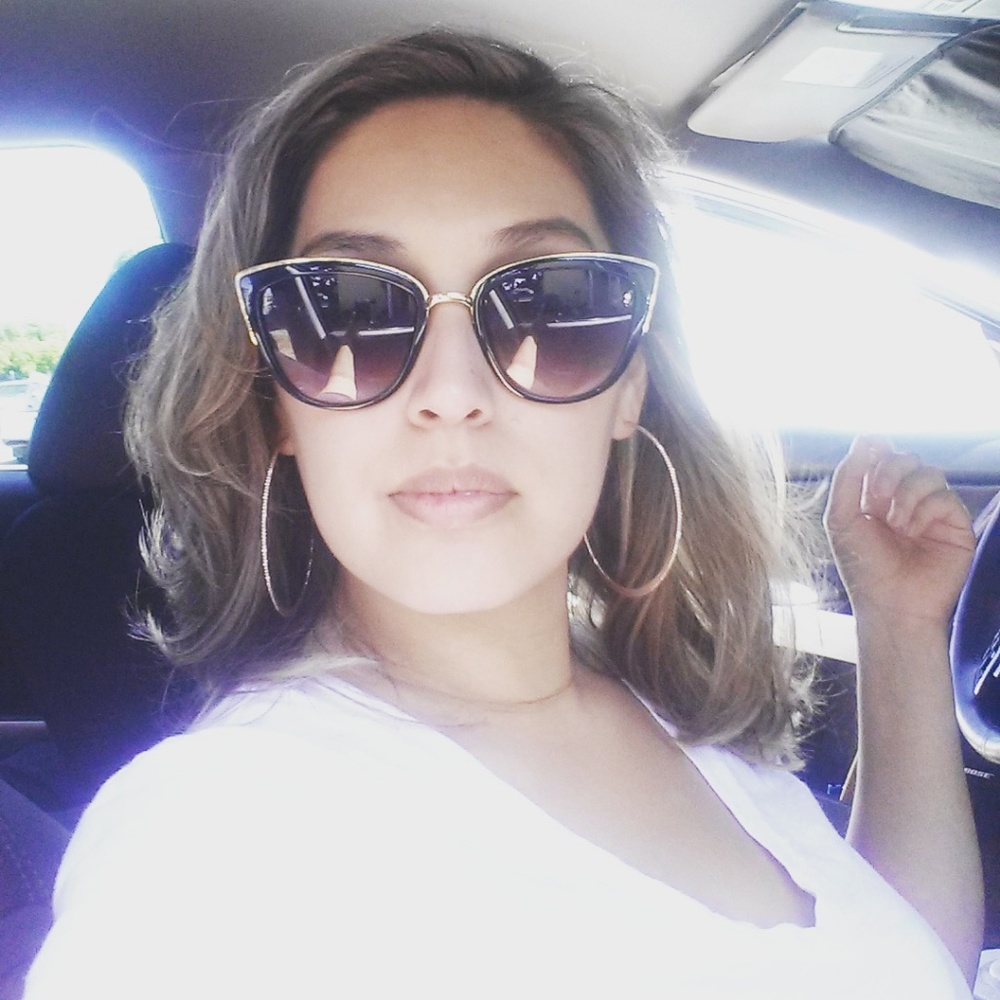 Hello 🤗 Welcome to my Closet.